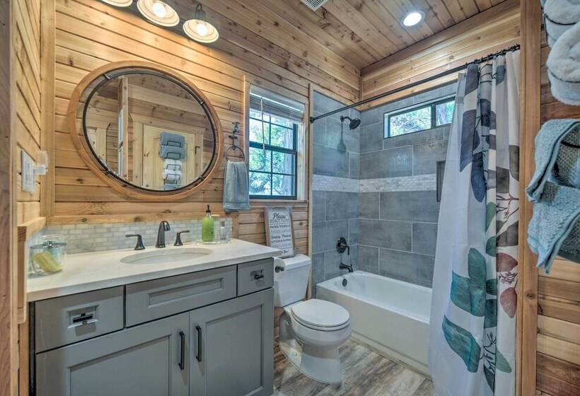 Lakewood Secret  Cabin ~ 4 Mi To The Lake!