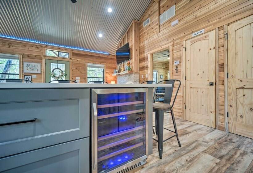 Lakewood Secret  Cabin ~ 4 Mi To The Lake!