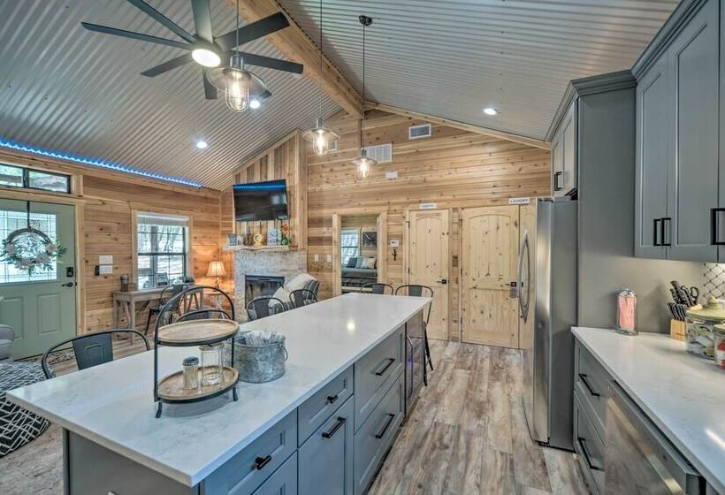 Lakewood Secret  Cabin ~ 4 Mi To The Lake!