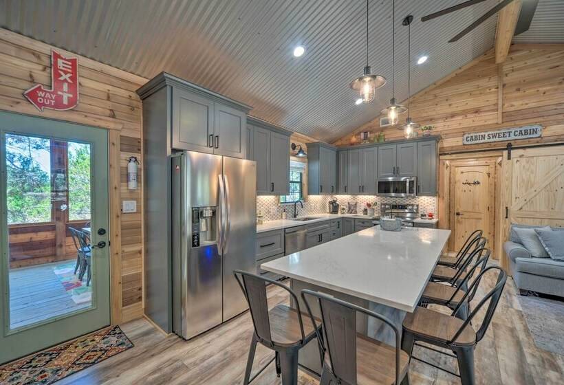 Lakewood Secret  Cabin ~ 4 Mi To The Lake!