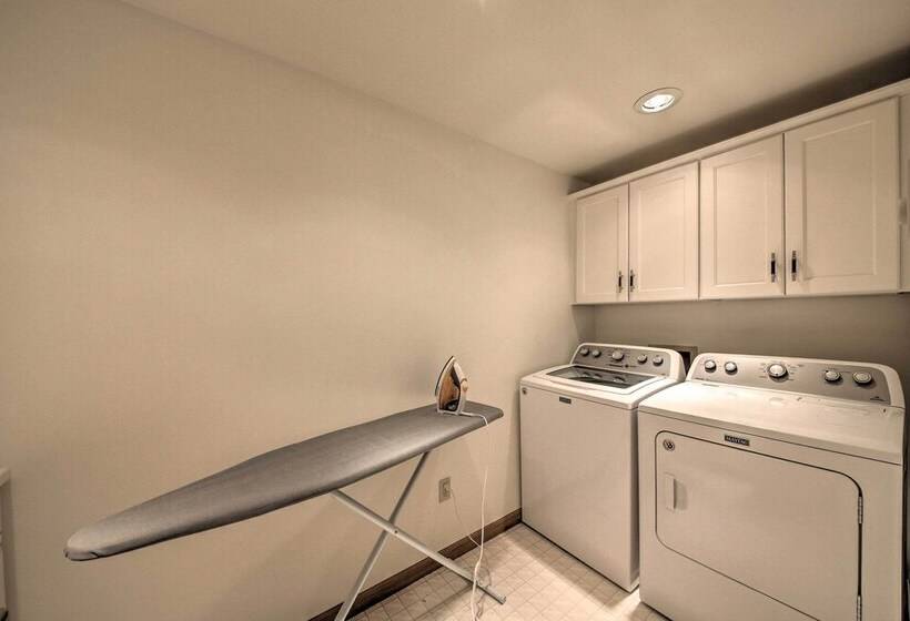 Large Cabin W/ Fire Pit + Grill On 34 Acres!