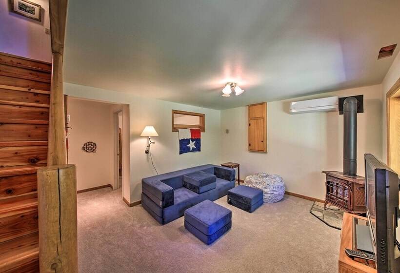 Large Cabin W/ Fire Pit + Grill On 34 Acres!