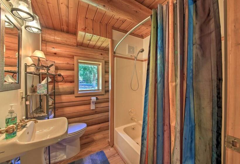 Large Cabin W/ Fire Pit + Grill On 34 Acres!