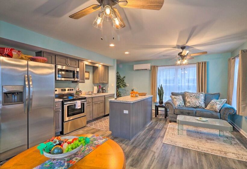 Rural Location, Fire Pit: Brodheadsville Cottage