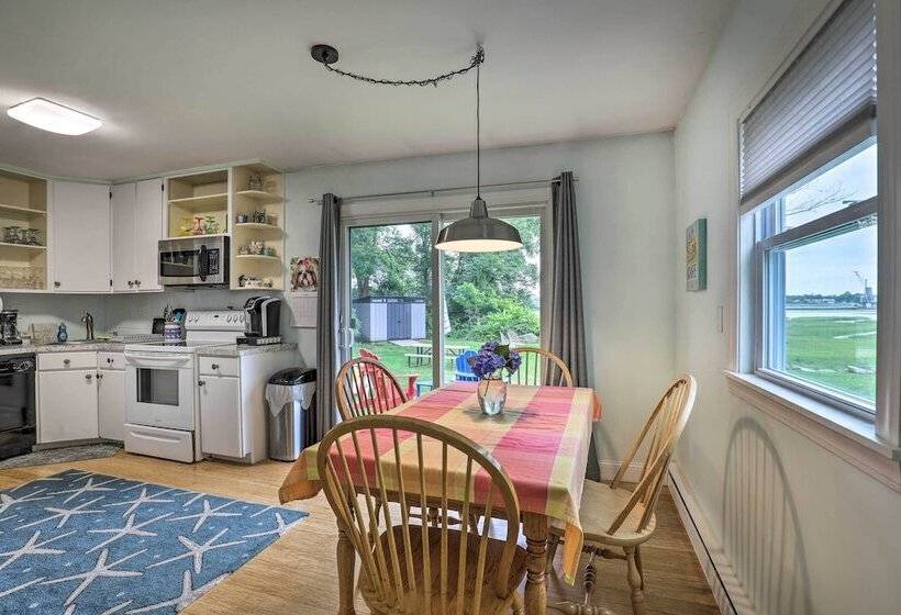 Lovely  Blue Heron Cottage  On Annisquam River!