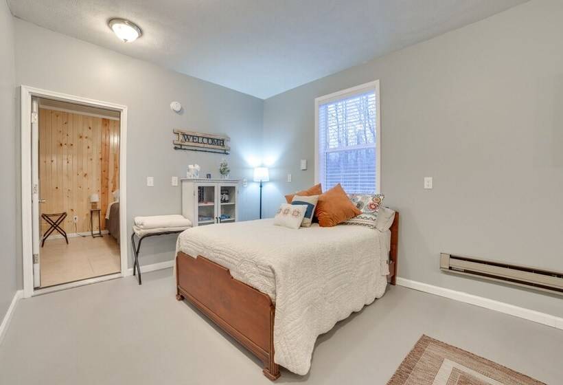 Lovely Elmira Cabin W/ Deck, 18 Mi To Gaylord