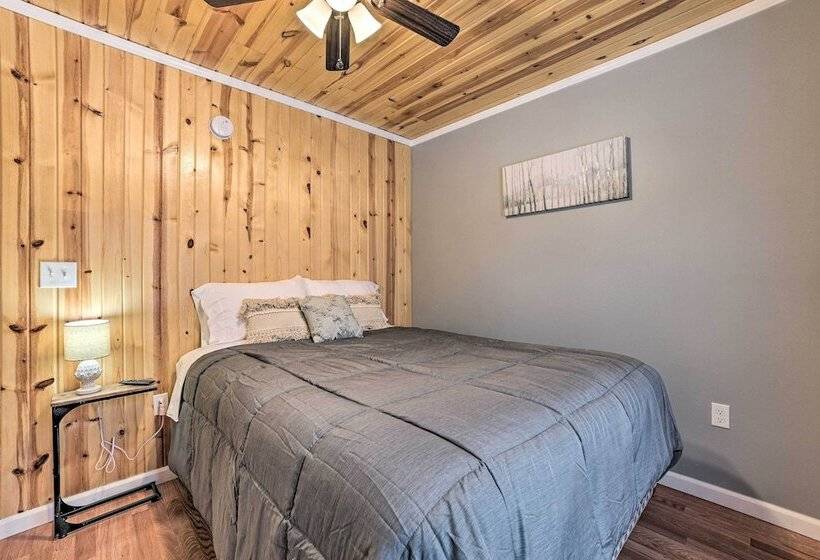 Lovely Elmira Cabin W/ Deck, 18 Mi To Gaylord