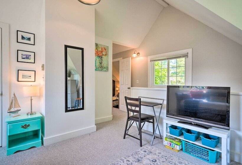 Lovely Lakewood Cottage Near Chautauqua Lake!