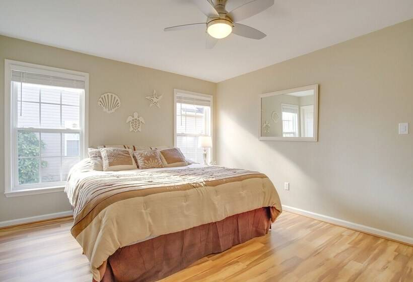 Lovely Ocean View Retreat, 3 Mi To Bethany Beach!