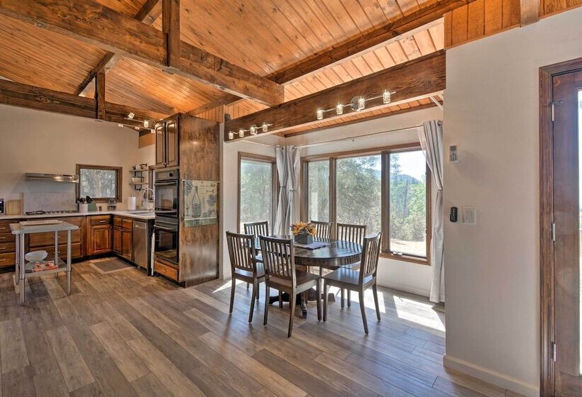 Lovely Yosemite Area Home W/ Hilltop Mtn View