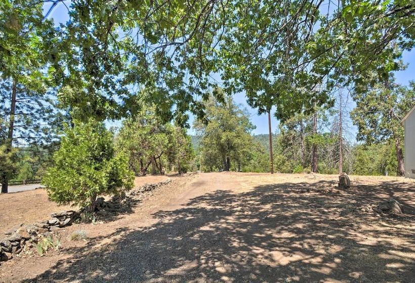 Lovely Yosemite Area Home W/ Hilltop Mtn View