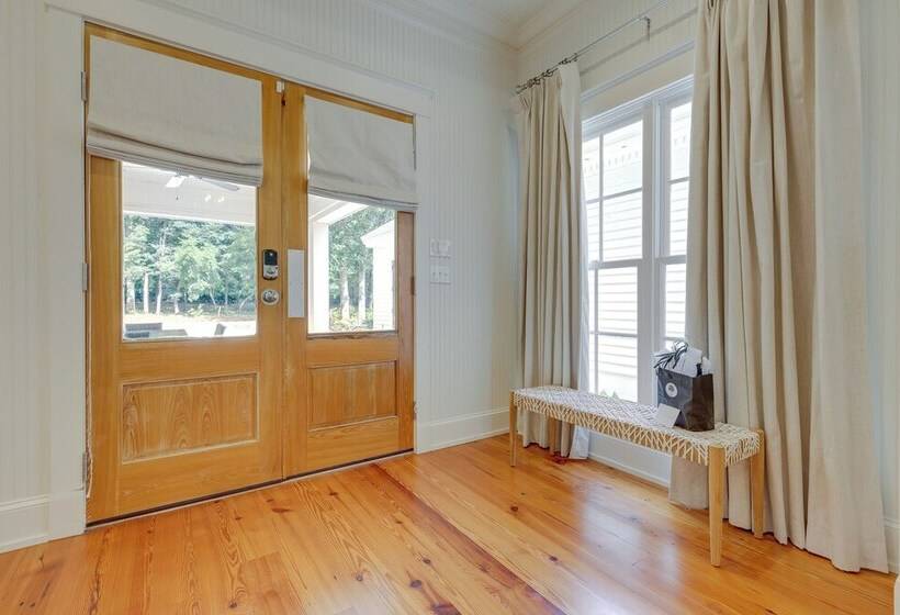 Luxe Fairhope Home W/ Covered Patio: Walk To Bay