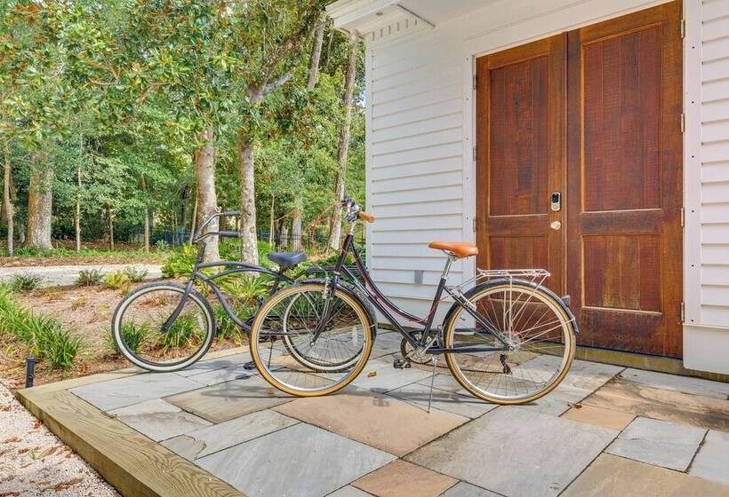 Luxe Fairhope Home W/ Covered Patio: Walk To Bay