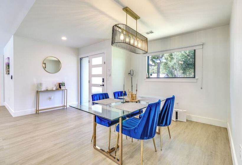 Luxury Austin Home W/ Game Room & Fire Pit!
