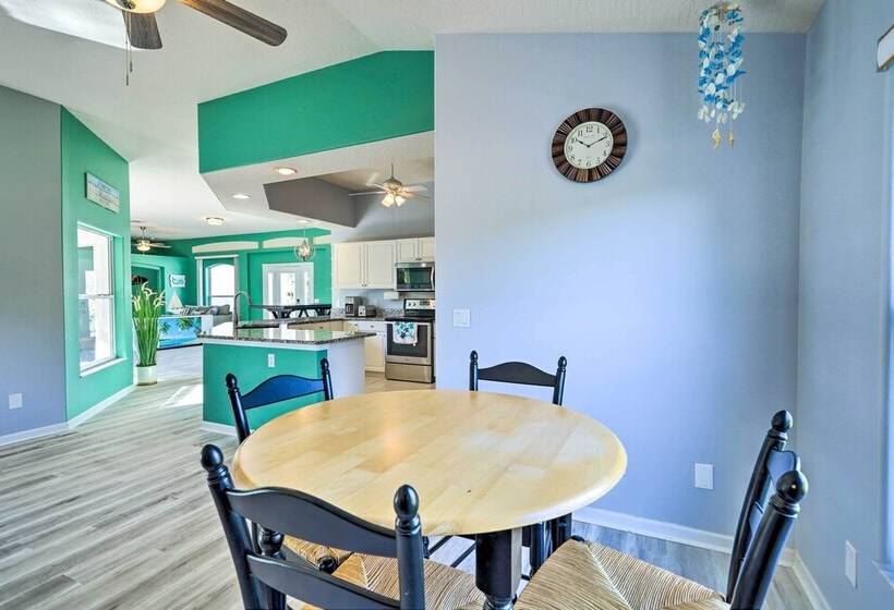 Merritt Island Home With Grill & Saltwater Pool