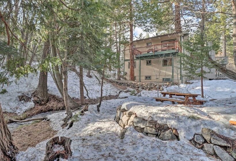 Incline Village Cabin W/ Patio: 2 Mi To Beach!