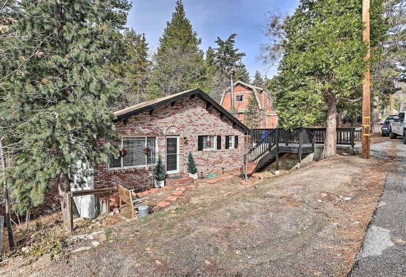 Modern Cabin W/ Game Room & Deck, Near Skiing