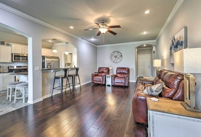 Fayetteville Home: Near University & Biking Trails
