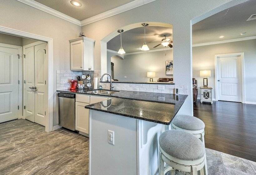 Fayetteville Home: Near University & Biking Trails