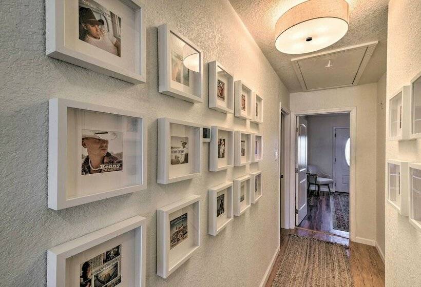 Modern Oasis W/ Grill And Deck Walk To Beach!