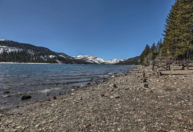 Modern Tahoe Donner Retreat With Deck & Grill!