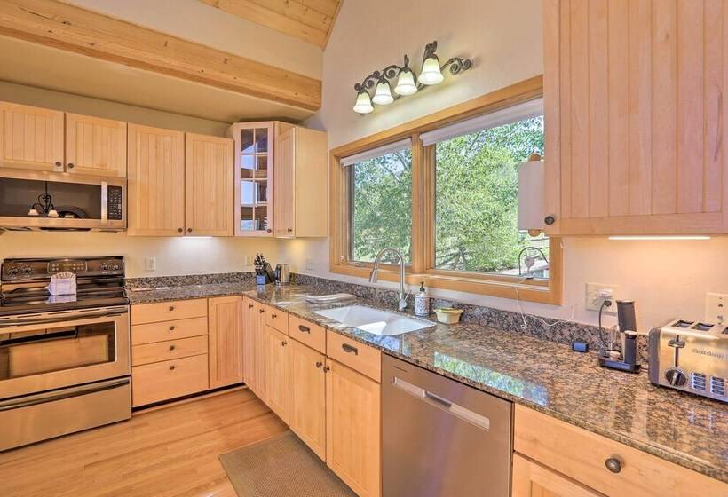 Ski + Bike: Home W/ Deck & Hot Tub In Granby!
