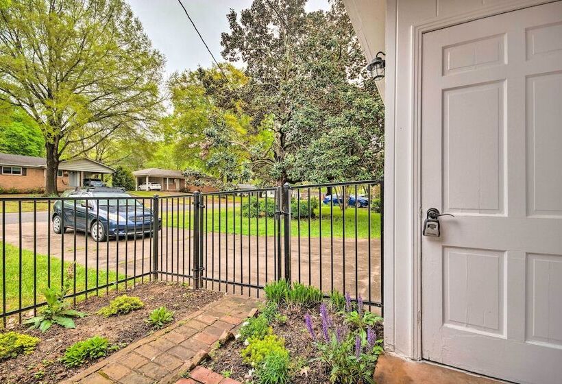 Newly Renovated Little Rock Escape W/ Yard!