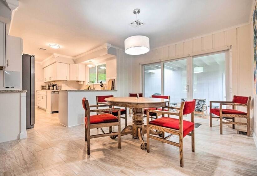 Newly Renovated Little Rock Escape W/ Yard!