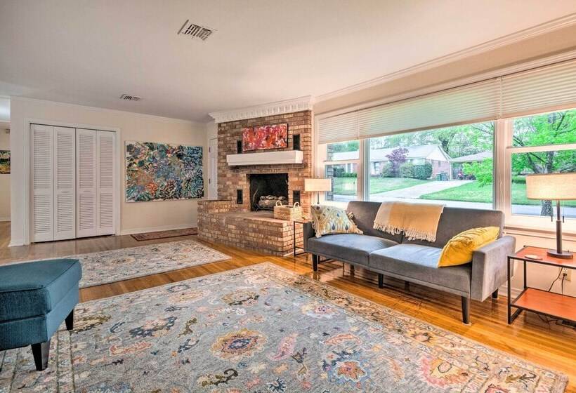 Newly Renovated Little Rock Escape W/ Yard!