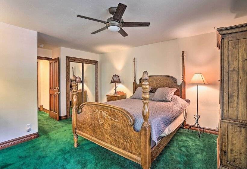 Ornate Lake Arrowhead Home With Deck