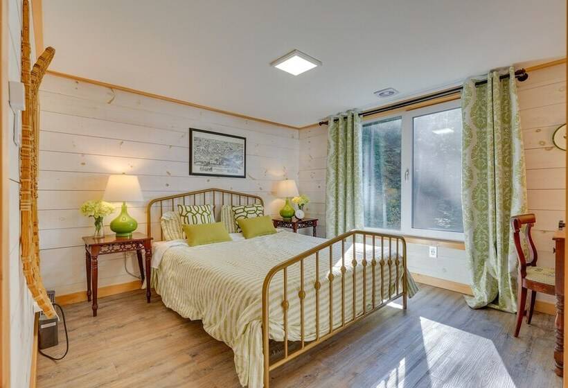 Orwell Cabin On Sunrise Lake W/ Private Dock & Bbq