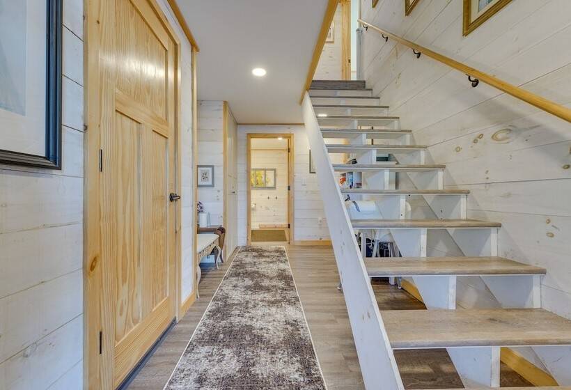 Orwell Cabin On Sunrise Lake W/ Private Dock & Bbq