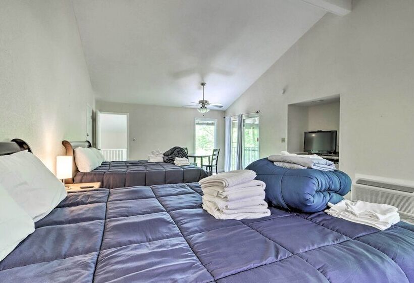 Osage Beach Home W/ Resort Style Amenities!