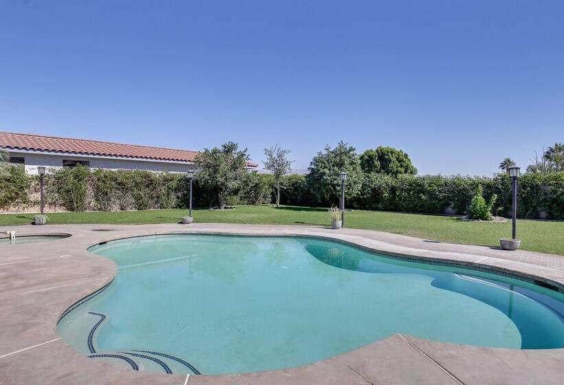 Palm Desert Oasis W/ Hot Tub < 1 Mi To Golf!