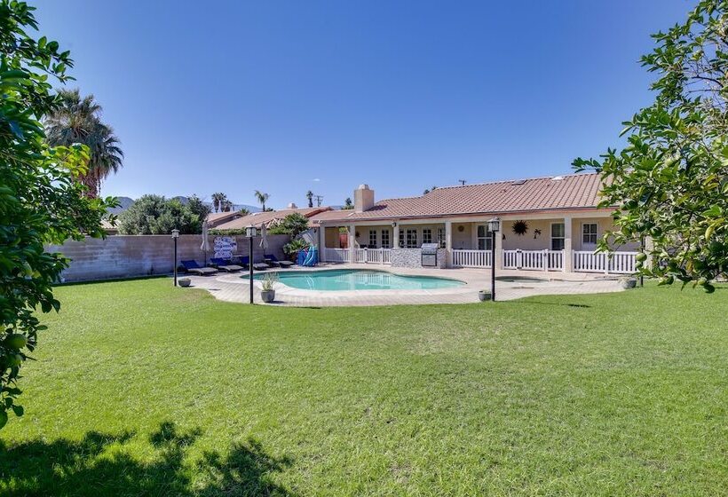 Palm Desert Oasis W/ Hot Tub < 1 Mi To Golf!