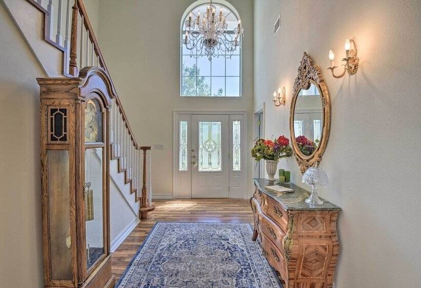 On Working Cattle Ranch W/ Patio: Bellevue Home!