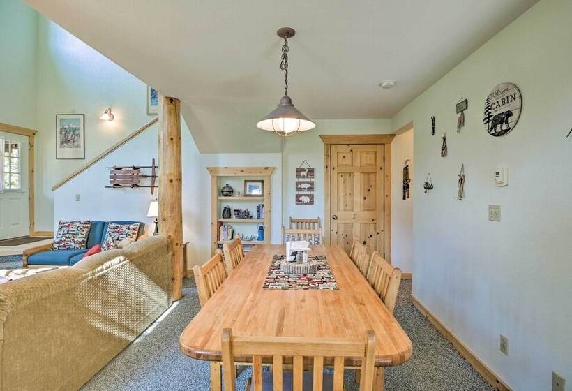 Peaceful Leadville Retreat W/ Covered Deck!