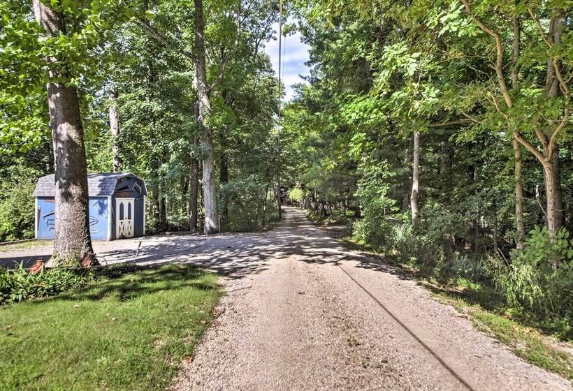 Peaceful Nashville Hideaway Near State Parks!