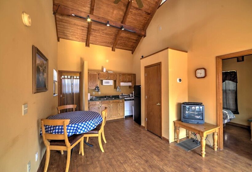 Peaceful Reliance Cabin W/ Deck On Hiwassee River!