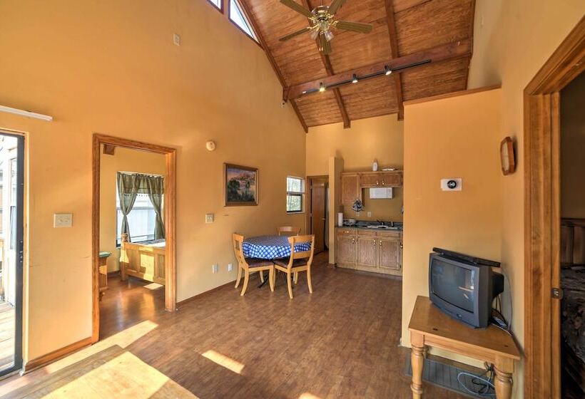 Peaceful Reliance Cabin W/ Deck On Hiwassee River!