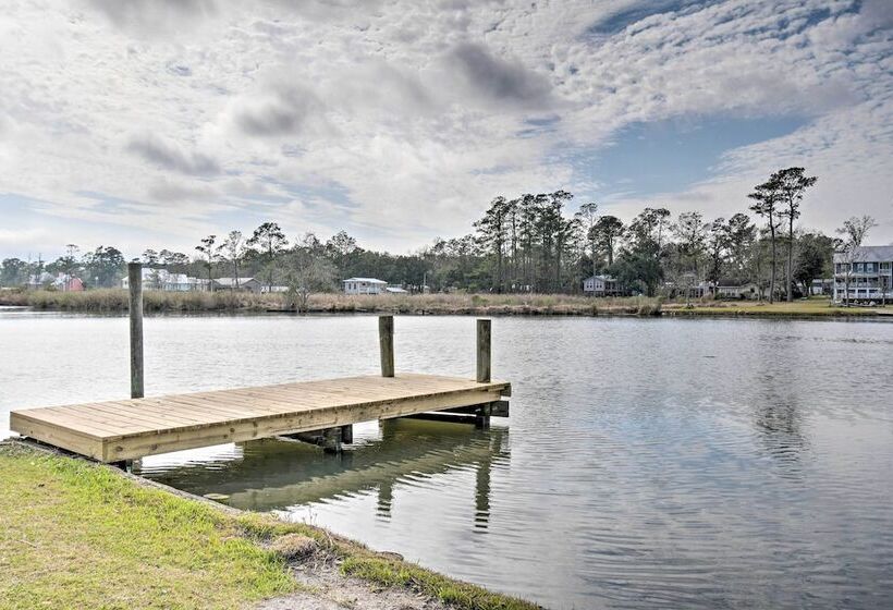 Pelican Splash  Retreat On Bon Secour River!