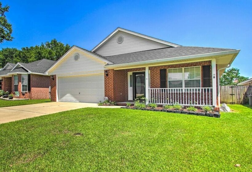 Pensacola Home ~ 2 Mi To Perdido Bay Beaches!