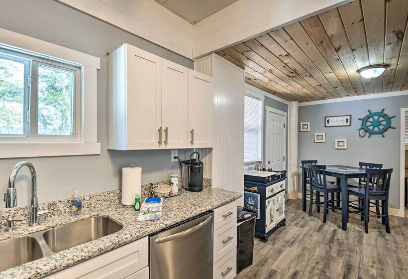 Pensacola Home ~ 3 Mi To Perdido Key Beach!