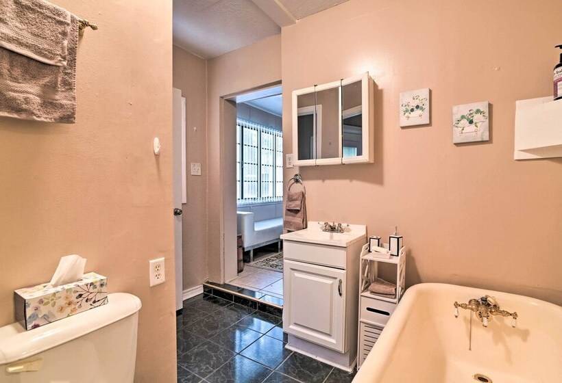 Pet Friendly Auburndale House W/ Lake Views!