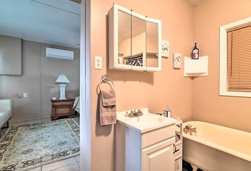 Pet Friendly Auburndale House W/ Lake Views!