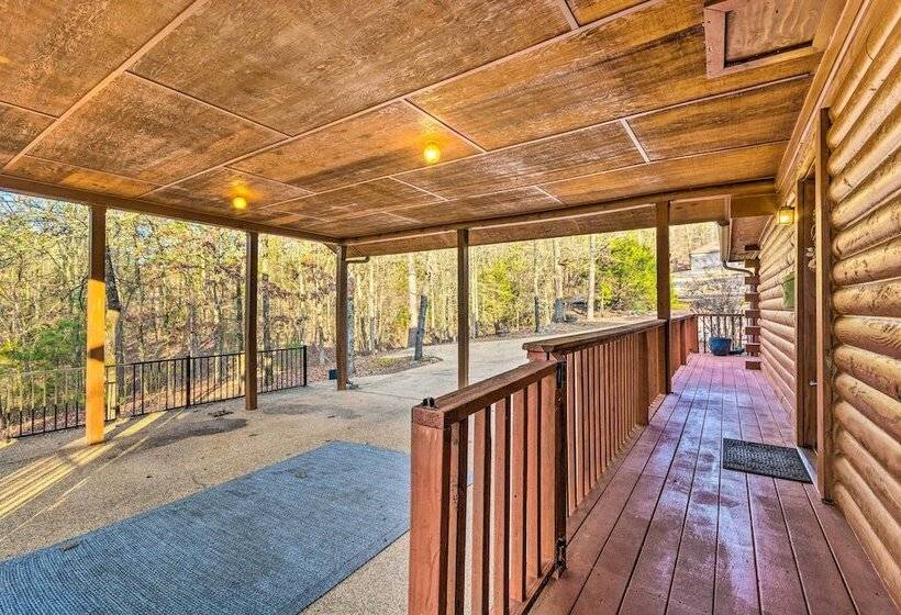 Pet Friendly Cabot Cabin W/ Fenced Yard!
