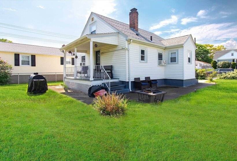Pet Friendly Cranston Home W/ Fire Pit & Bbq!