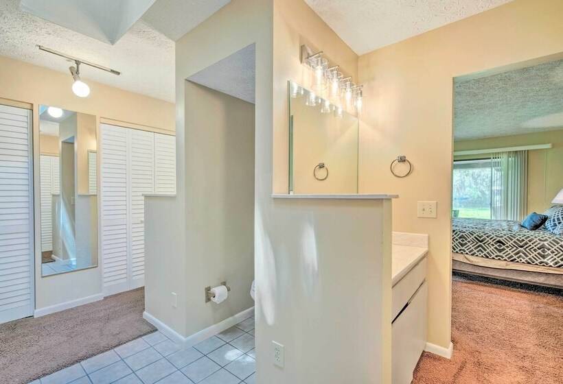 Pet Friendly Inglis Retreat W/ Lake + Dock!