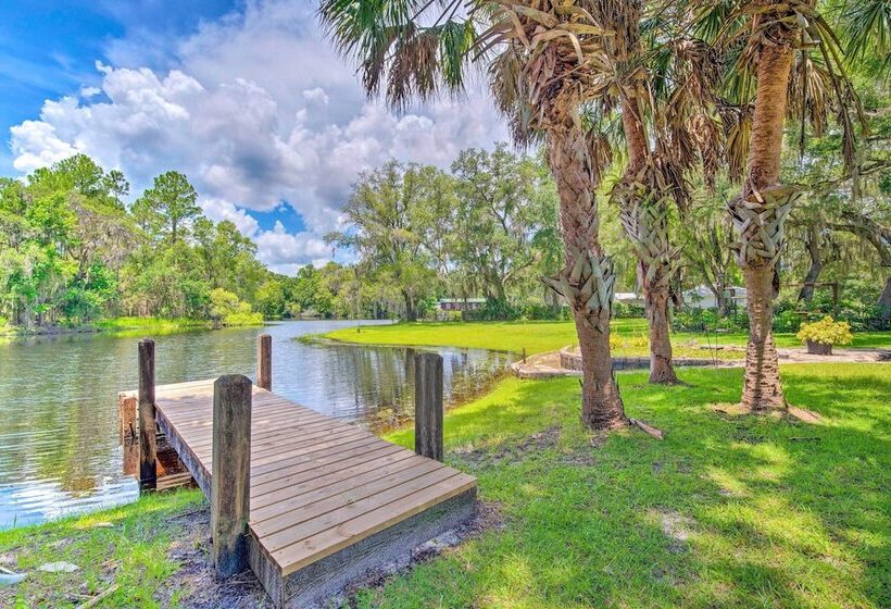 Pet Friendly Inglis Retreat W/ Lake + Dock!