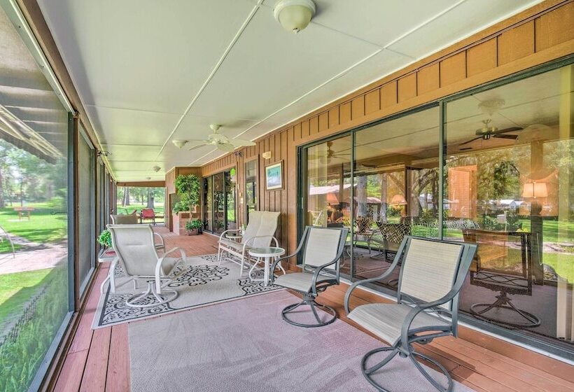 Pet Friendly Inglis Retreat W/ Lake + Dock!